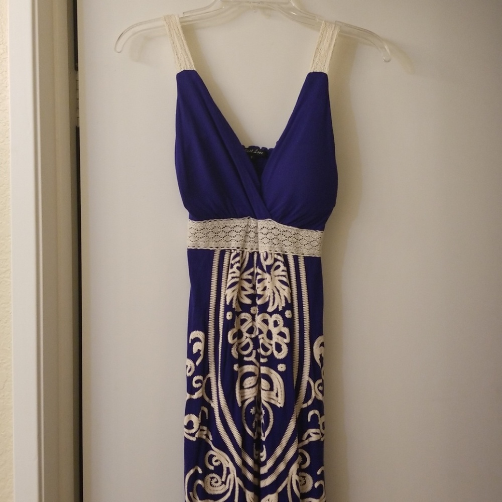 Blue maxi